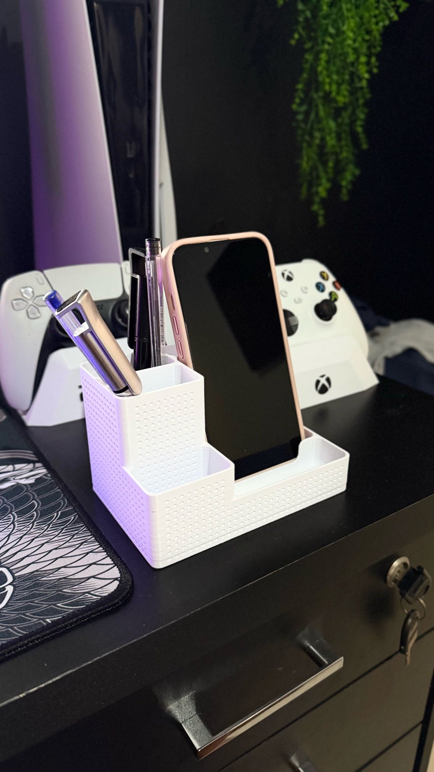 Desk organizer & phone holder